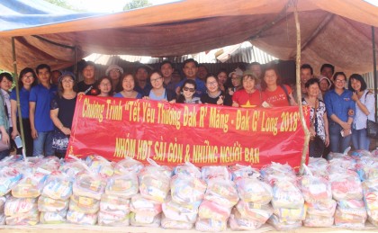 Chương trình TẾT YÊU THƯƠNG của Chi Đoàn BVDK huyện Đak Glong