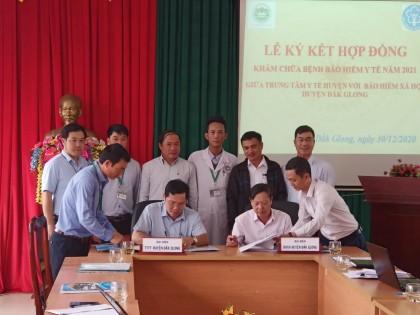 Lễ ký kết hợp đồng khám chữa bệnh bảo hiểm y tế năm 2021