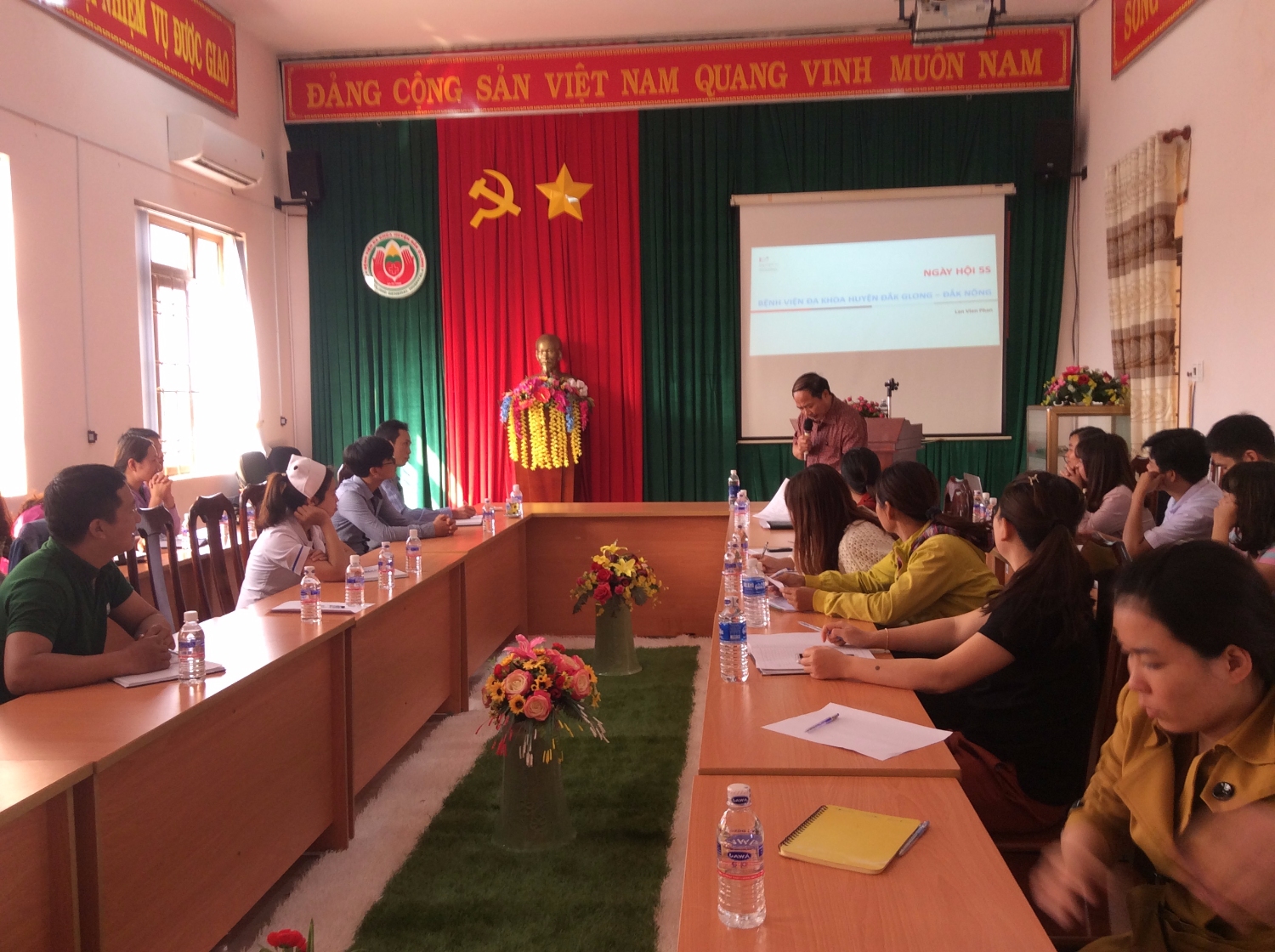 Triển khai công tác an toàn người bệnh và ngày hội 5s