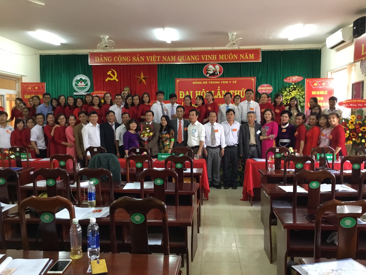 ĐẠI HỘI ĐẢNG BỘ TRUNG TÂM Y TẾ H. ĐẮK GLONG - THÀNH CÔNG TỐT ĐẸP